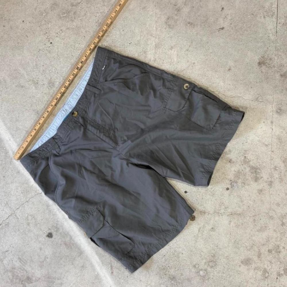 Magellan Outdoors Men's FishGear Gray Fishing Shorts Size XL Quick Dry UPF